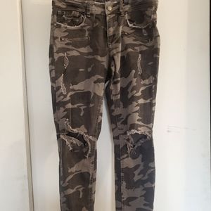 Zaras distressed denim army fatigue skinny jeans size 5